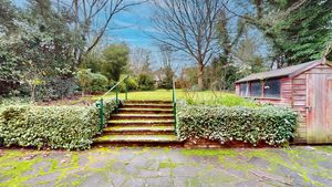 Photo 8- click for photo gallery